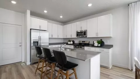 1656 W Viola Ln, Saratoga Springs, UT 84045