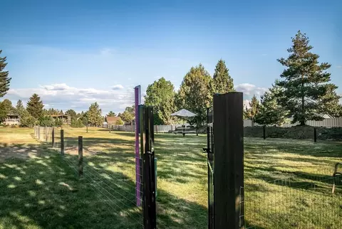 Exterior - 63700 Cascade Village Dr, Bend, OR 97701 photo 16 of 20