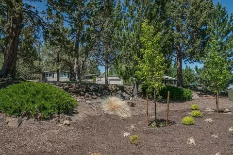Exterior - 63700 Cascade Village Dr, Bend, OR 97701 photo 17 of 20