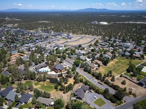 View/Area - 63700 Cascade Village Dr, Bend, OR 97701 photo 28 of 29