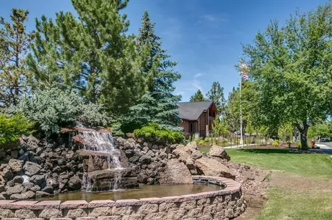 View/Area - 63700 Cascade Village Dr, Bend, OR 97701 photo 26 of 29