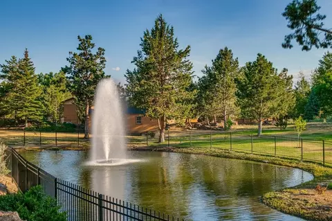 View/Area - 63700 Cascade Village Dr, Bend, OR 97701 photo 27 of 29