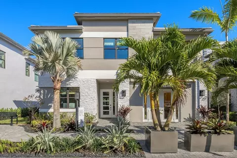 425 40th St, West Palm Beach, FL 33407