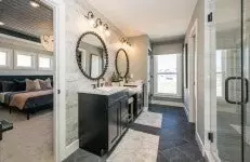 Entry Way - 8905 Eager Rd, Saint Louis, MO 63144 photo 6 of 10