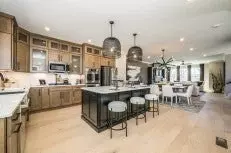 Entry Way - 8905 Eager Rd, Saint Louis, MO 63144 photo 5 of 10