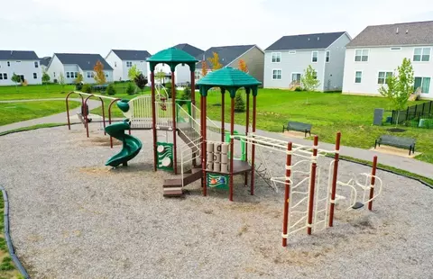 View/Area - 1383 Acuff Ave, Lockbourne, OH 43137 photo 4 of 9