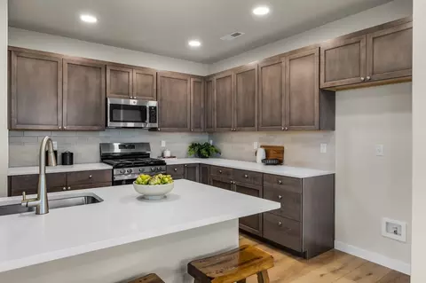 Kitchen - Spokane St, Post Falls, ID 83854 photo 1 of 9