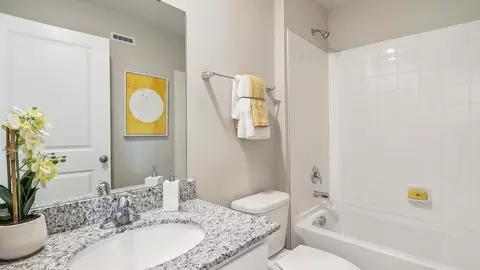 Bath - 171 Sioux Loop, Winchester, VA 22602 photo 3 of 4