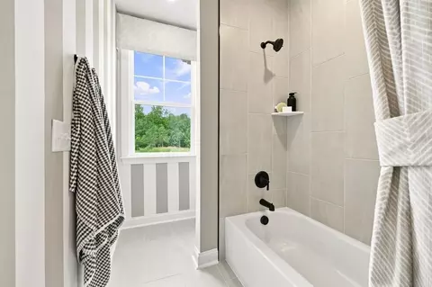 Bath - 1937 Stockton Springs Dr, Wake Forest, NC 27587 photo 10 of 12