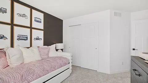 Bedroom - 9614 49th St NE, Saint Michael, MN 55376 photo 6 of 7