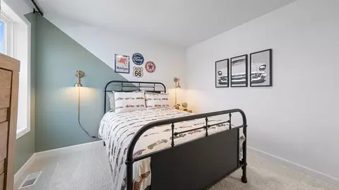 Bedroom - 9614 49th St NE, Saint Michael, MN 55376 photo 6 of 9