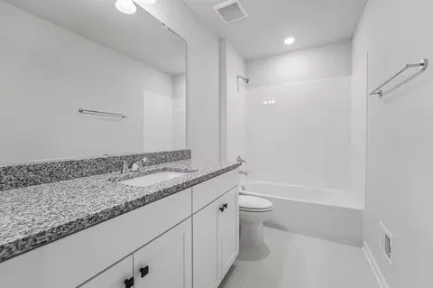 Bath - 12105 Spirit Ave, Laurel, MD 20708 photo 3 of 9