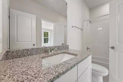Bath - 12105 Spirit Ave, Laurel, MD 20708 photo 2 of 9