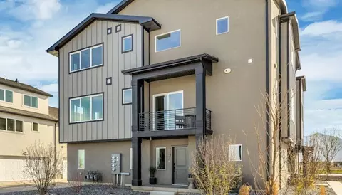 Exterior - 1102 W 1580 N, Salem, UT 84653 photo 4 of 4