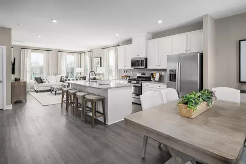 65 Domenica Dr, Moorestown, NJ 08057