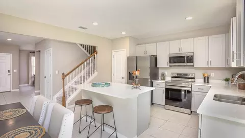 Kitchen - 569 Broadoak Dr, Dundee, FL 33838 photo 2 of 6