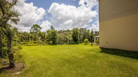 Exterior - 569 Broadoak Dr, Dundee, FL 33838 photo 6 of 8
