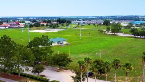 View/Area - 569 Broadoak Dr, Dundee, FL 33838 photo 2 of 3