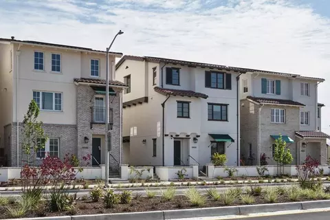 Exterior - 38456 Cedar Blvd, Newark, CA 94560 photo 1 of 7