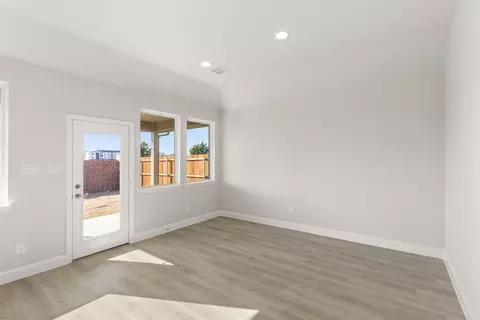 Living - 1101 Trinity Rail Rd, Anna, TX 75409 photo 6 of 15