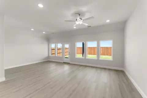 Living - 1101 Trinity Rail Rd, Anna, TX 75409 photo 9 of 15