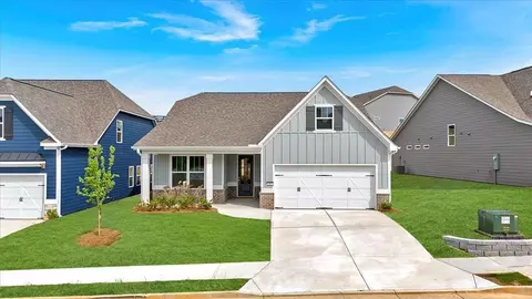 81 Heritage Pointe Dr, Villa Rica, GA 30180