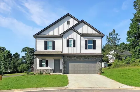Exterior - 573 Pemberton St, Kingston, GA 30145 photo 3 of 12