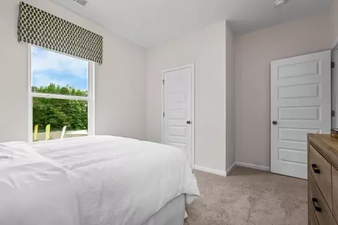 Bedroom - 573 Pemberton St, Kingston, GA 30145 photo 8 of 21