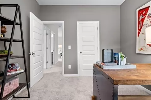 Entry Way - 573 Pemberton St, Kingston, GA 30145 photo 10 of 17
