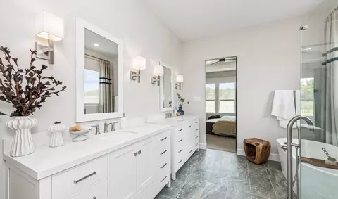 Bath - 11464 Wulstone Rd, Haslet, TX 76052 photo 1 of 10