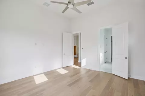 Bedroom - 122 Alvin Dr, Buda, TX 78610 photo 5 of 9