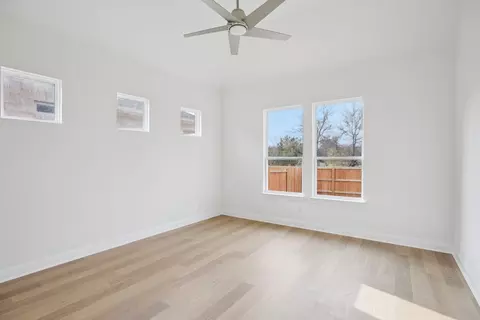 Bedroom - 122 Alvin Dr, Buda, TX 78610 photo 7 of 9