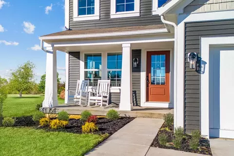 Exterior - 105 Sycamore Dr, Circleville, OH 43113 photo 1 of 20