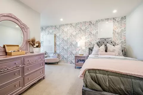 Bedroom - 105 Sycamore Dr, Circleville, OH 43113 photo 1 of 5
