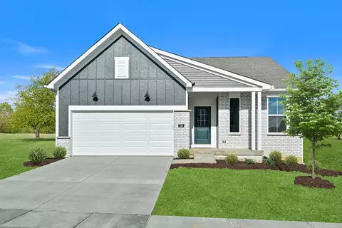 Exterior - 105 Sycamore Dr, Circleville, OH 43113 photo 12 of 20
