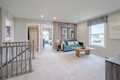 Entry Way - 105 Sycamore Dr, Circleville, OH 43113 photo 6 of 7