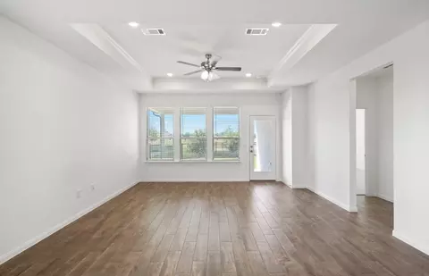 Living - 516 Billowing Cloud Cv, Georgetown, TX 78633 photo 1 of 2