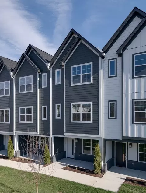 700 N Dupont Ave #108, Madison, TN 37115