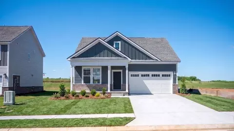 3600 Heartland Dr, Columbia, TN 38401