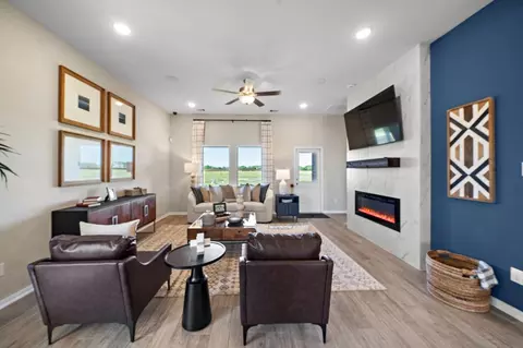 Living - 1027 Arbor Dr, Beasley, TX 77417 photo 1 of 3
