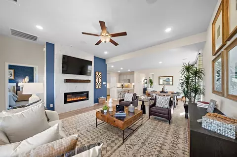 Living - 1027 Arbor Dr, Beasley, TX 77417 photo 3 of 3