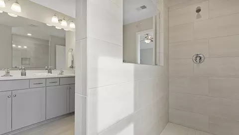 Bath - 413 Falls Bluff Dr, Wake Forest, NC 27587 photo 3 of 9