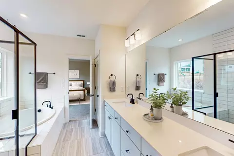 Bath - 2209 Skipping Stone Dr, Durham, NC 27705 photo 1 of 3
