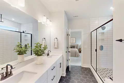 Bath - 2209 Skipping Stone Dr, Durham, NC 27705 photo 3 of 3