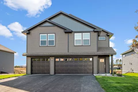 8266 Walnut St, Clear Lake, MN 55319