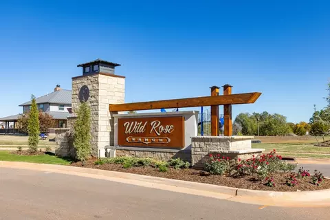 View/Area - 809 Hydrangea Way, Edmond, OK 73034 photo 1 of 8