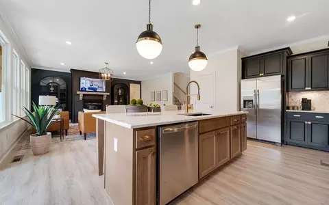 Kitchen - 7904 Pine St, Fairview, TN 37062 photo 10 of 11