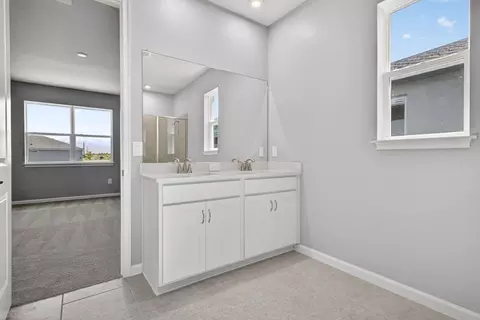 Bath - 13108 Oxeye Ln, Parrish, FL 34219 photo 1 of 1