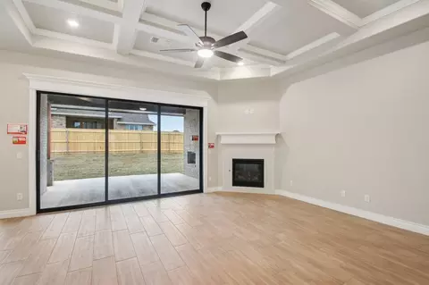 Living - 932 Hydrangea Way, Edmond, OK 73034 photo 2 of 14