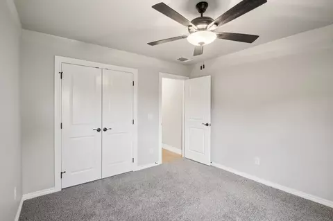 Bedroom - 932 Hydrangea Way, Edmond, OK 73034 photo 5 of 10